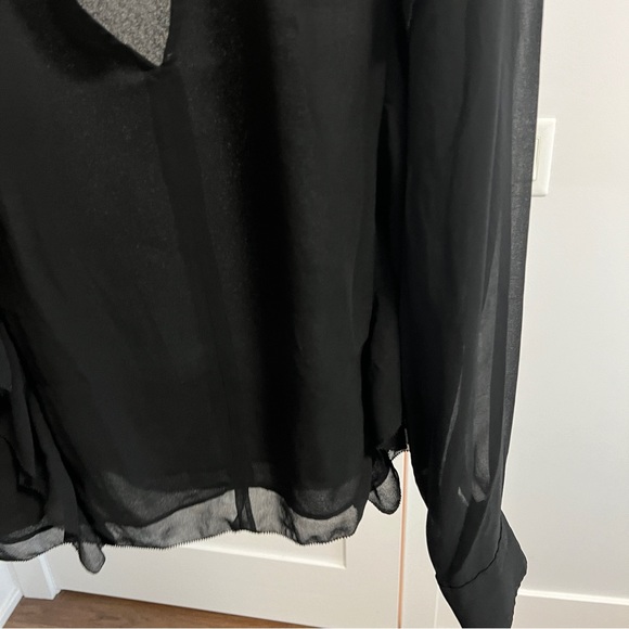 Wilfred ruffle blouse in size small in black - Picture 4 of 9